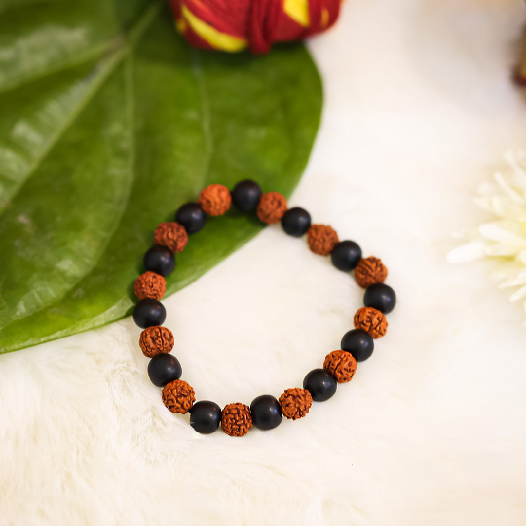 Karungali Rudraksha Bracelet - Natural Ebony Wood & 5 Mukhi Rudraksha Beads