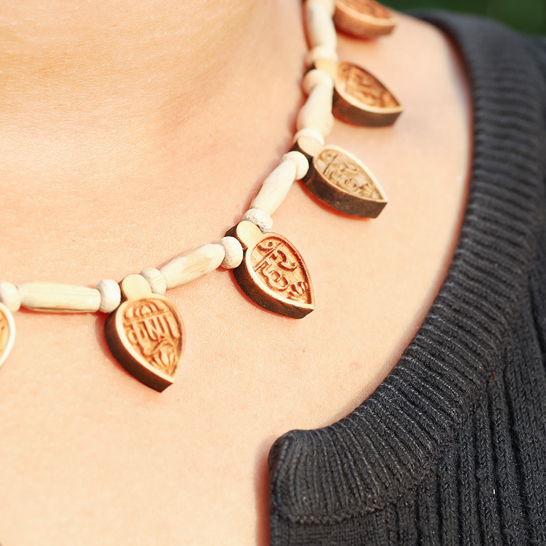 Maha Mantra Tulsi Mala | 16 Petals for Devotion and Peace